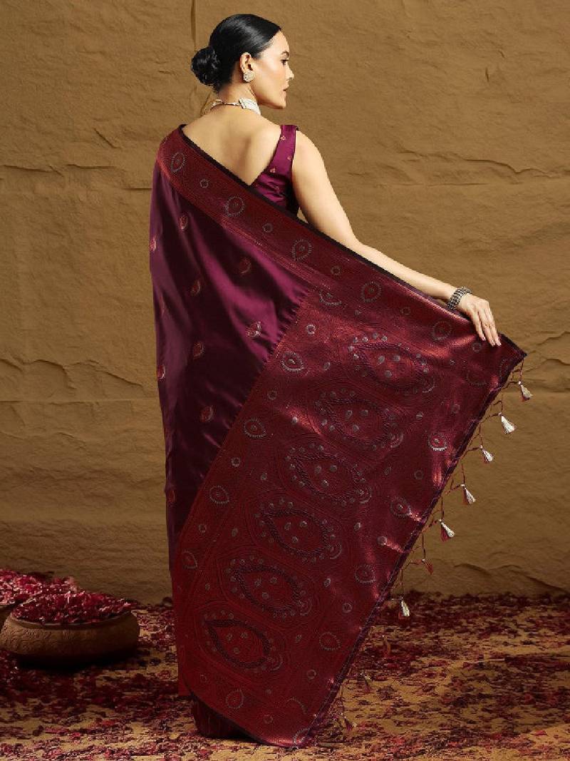 Woven design zari kanjivaram saree