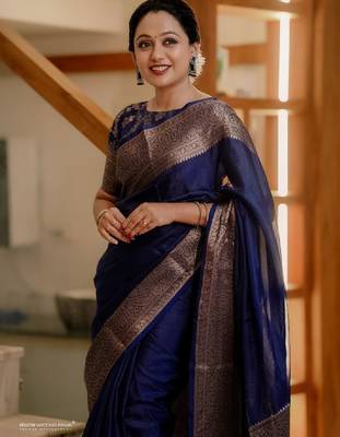 Women solid zari traditional kanjeevaram saree 2