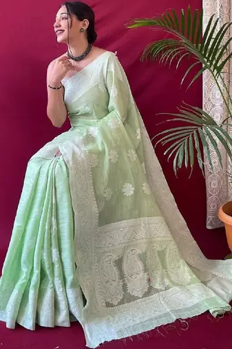 Woven design kanjeevaram saree with unstitched blouse piece