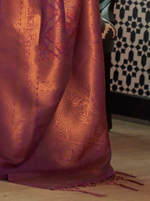 Woven design zari silk blend kanjeevaram sarees 3