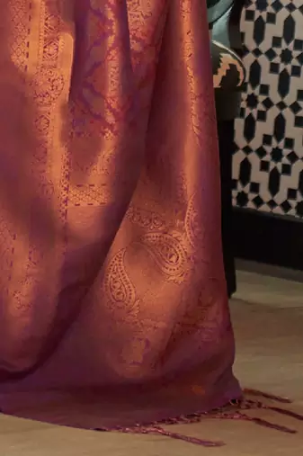 Woven design zari silk blend kanjeevaram sarees