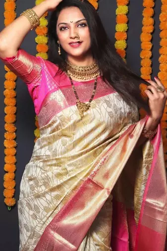 Embellished silk blend kanjeevaram saree
