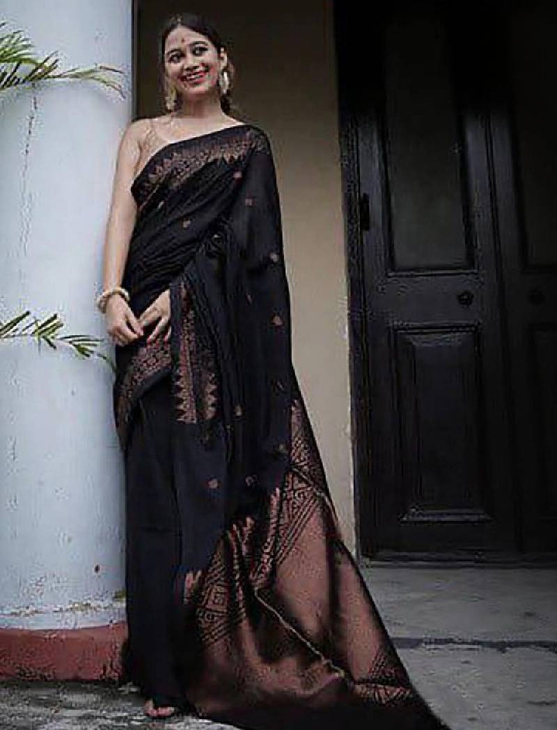 Woven design zari kanjeevaram sarees