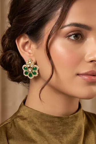 Gold plated green kundan pearl floral ethnic wedding jewellery stud earring for women & girls