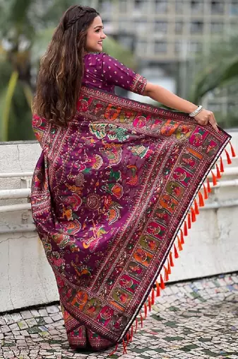 Ethnic motifs woven design zari kanjeevaram saree