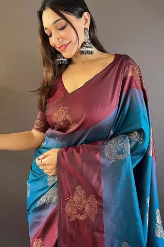 Woven design zari kanjeevaram saree