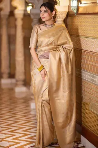 Geometric woven design zari kanjeevaram saree