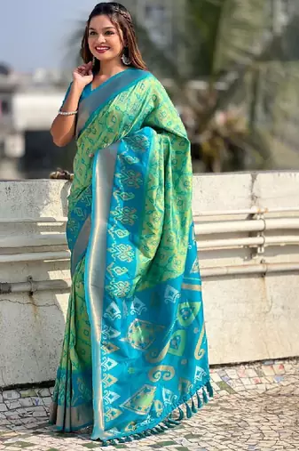 Ethnic motifs woven design zari kanjeevaram saree