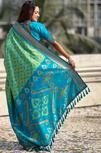 Ethnic motifs woven design zari kanjeevaram saree