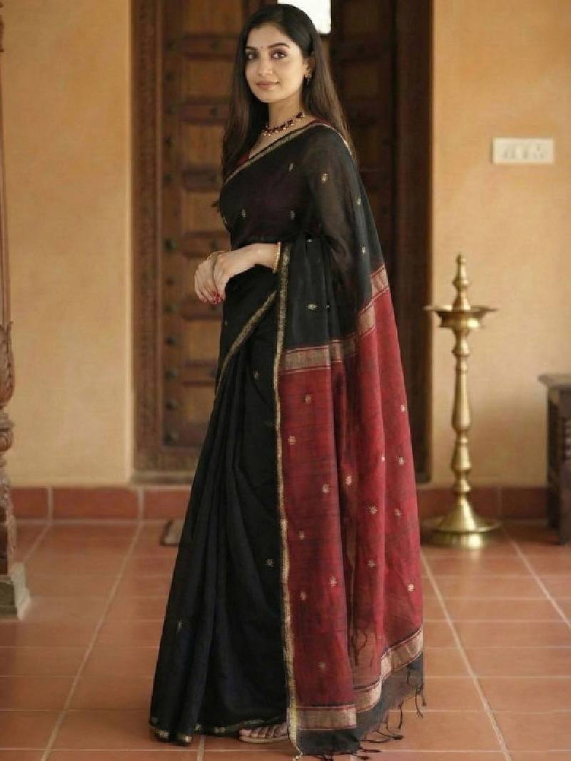 Woven design zari kanjeevaram saree