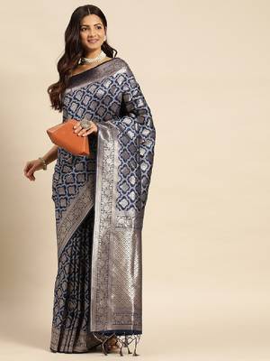 Ethnic motifs zari kanjeevaram saree 1
