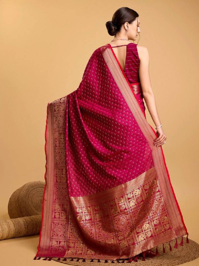 Woven design kanjeevaram zari saree with unstitched blouse piece