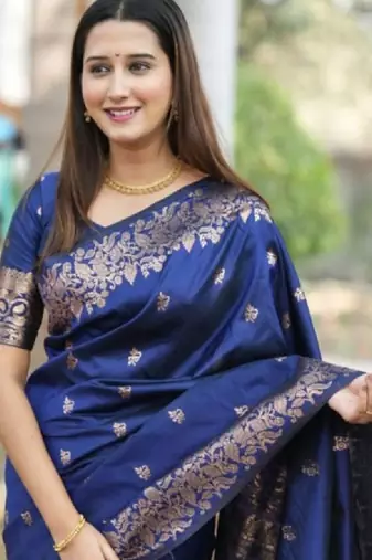 Woven design zari kanjeevaram saree