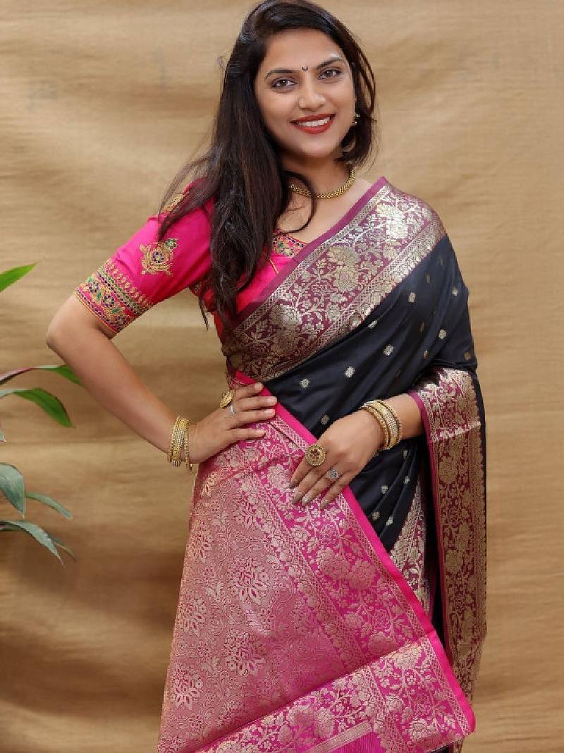 Woven design pure zari heavy work paithani kanjeevaram silk saree