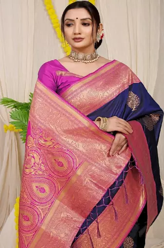 Woven design zari kanjeevaram saree