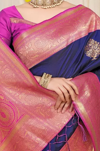 Woven design zari kanjeevaram saree