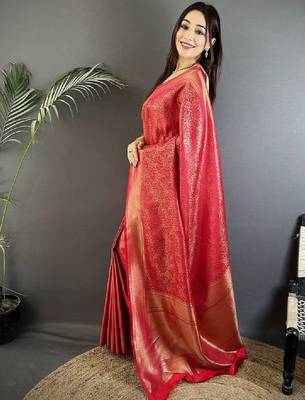 Woven design zari silk blend heavy work kanjeevaram saree 1