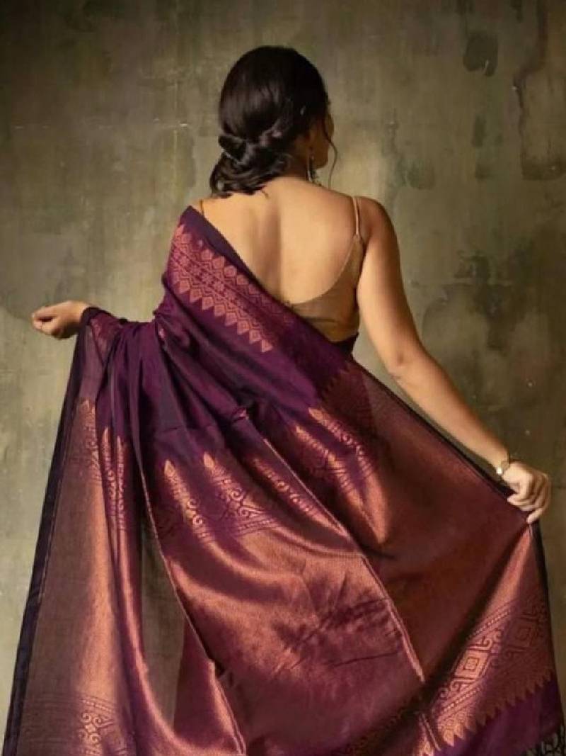 Women woven design kanjeevaram sarees