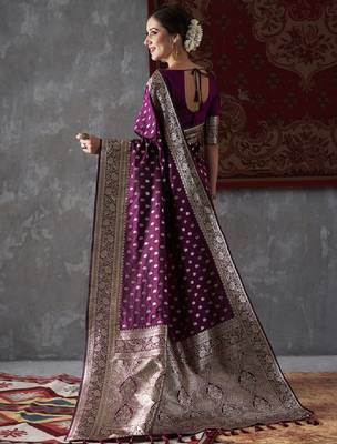Ethnic motifs woven design zari kanjeevaram saree 2