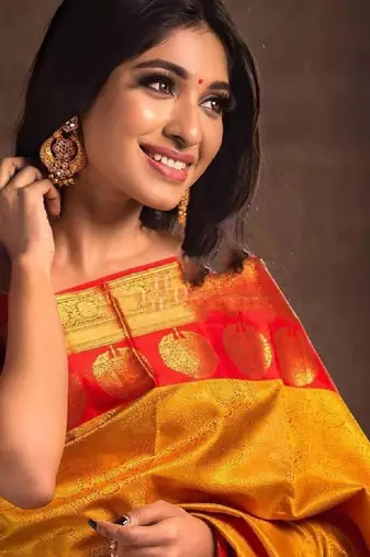 Floral zari kanjeevaram saree