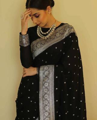 Ethnic motifs zari kanjeevaram saree 2