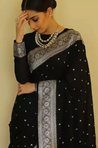 Ethnic motifs zari kanjeevaram saree