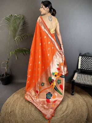 Ethnic motifs zari silk blend heavy work kanjeevaram saree 2