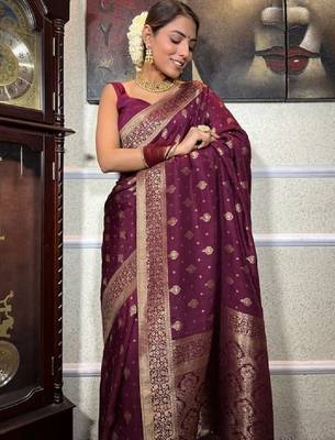 Ethnic motifs woven design zari kanjeevaram saree 1