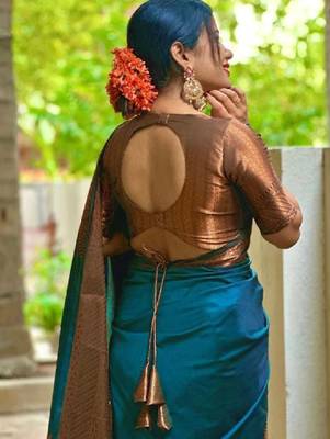Woven design zari border kanjeevaram saree 2