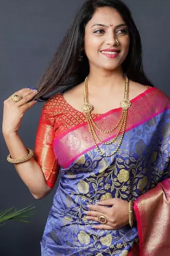 Floral woven design zari silk cotton kanjeevaram saree