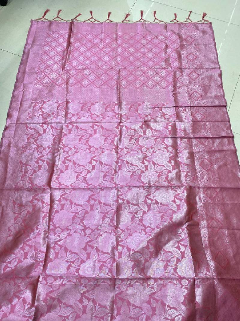 Floral woven design zari kanjeevaram saree