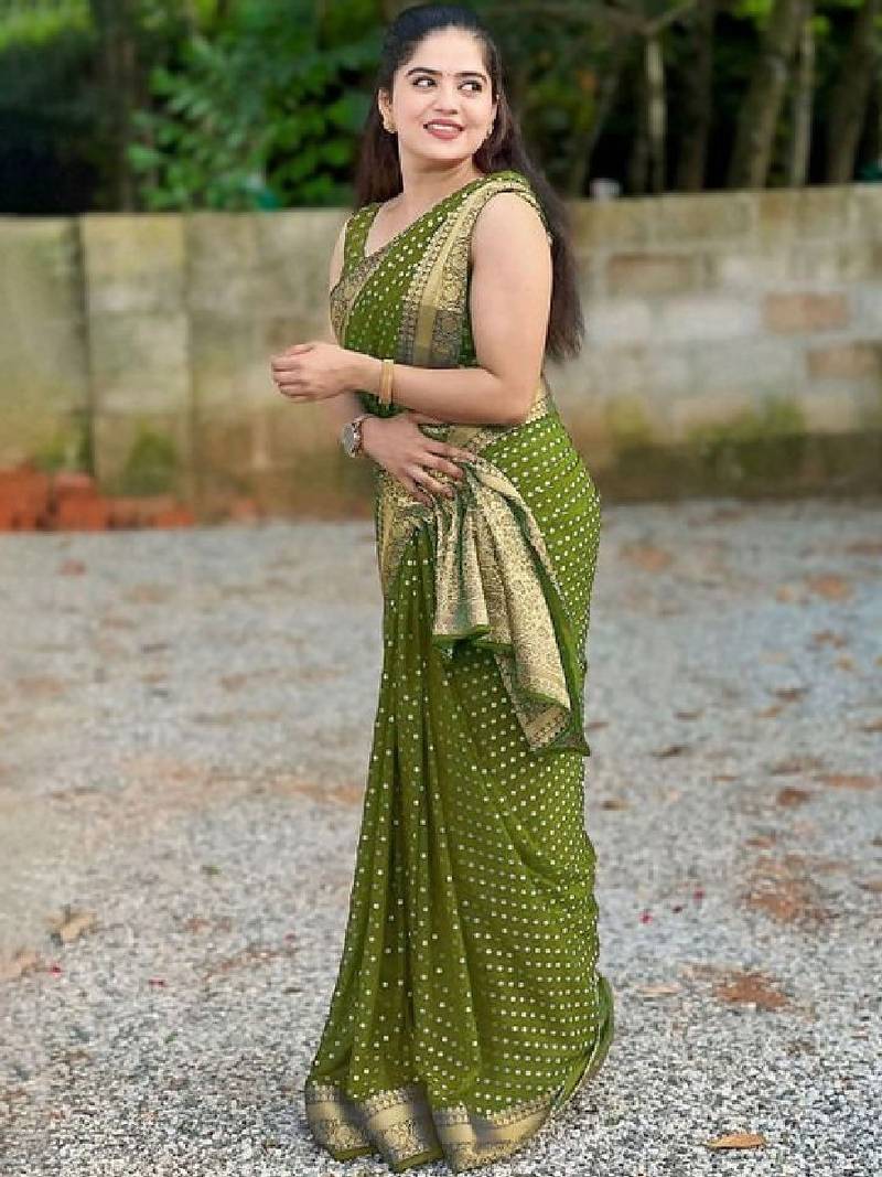 Polka dot zari art silk kanjeevaram saree