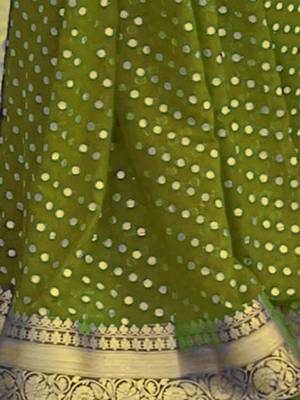 Polka dot zari art silk kanjeevaram saree 3