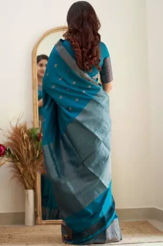 Woven design zari kanjeevaram saree