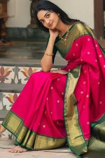 Woven designed zari kanjeevaram saree
