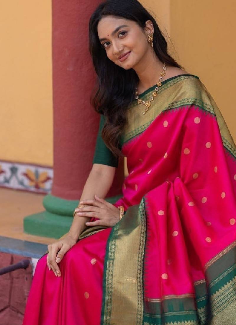 Woven designed zari kanjeevaram saree