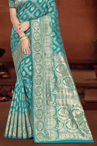 Woven design zari silk blend kanjeevaram saree