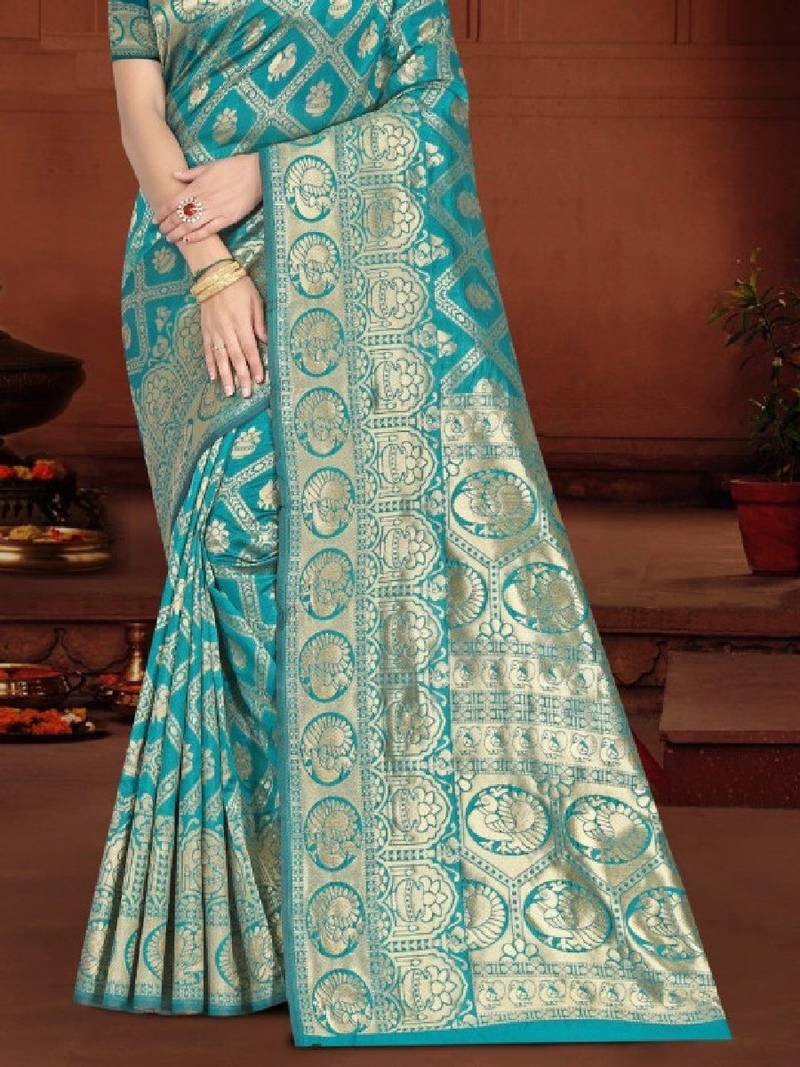 Woven design zari silk blend kanjeevaram saree