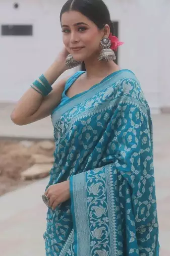 Woven design zari art silk kanjeevaram saree
