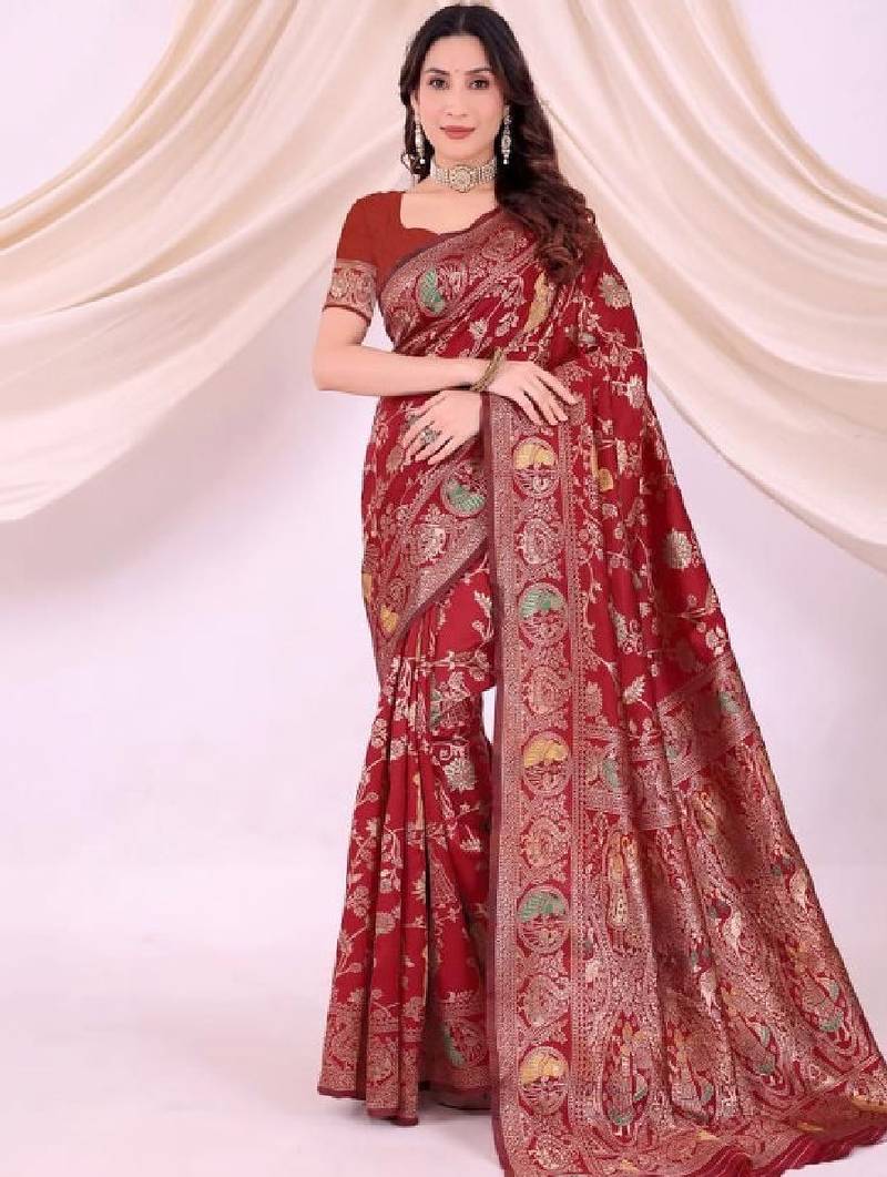 Ethnic motifs zari silk blend heavy work kanjeevaram saree