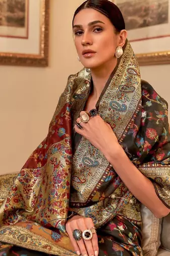Floral zari kanjeevaram saree