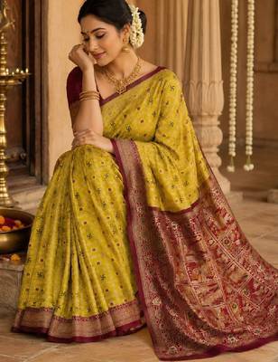 Ethnic motifs zari art silk handloom kanjeevaram saree 1