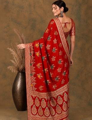 Woven design zari silk blend kanjeevaram saree 3