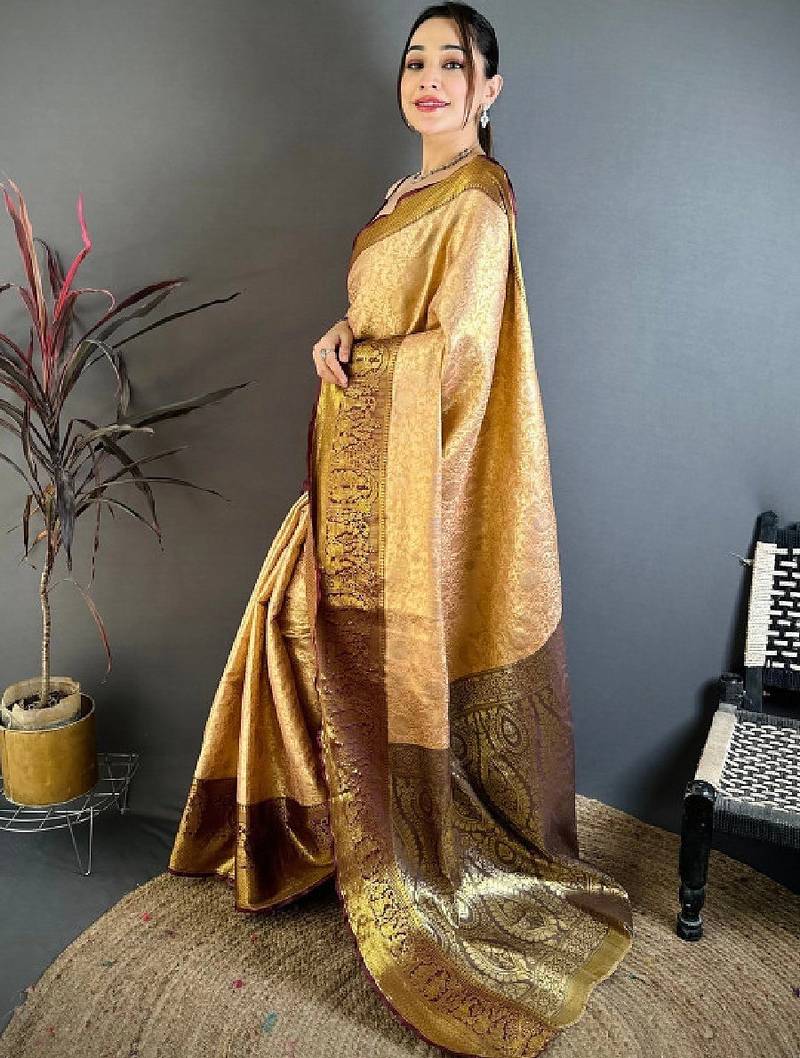 Woven design zari silk blend kanjeevaram saree