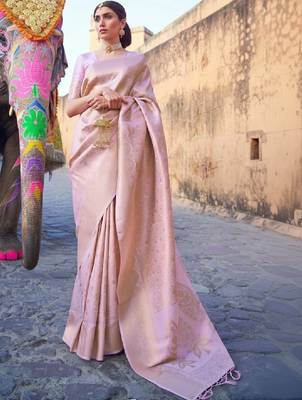 Woven design zari silk blend kanjeevaram saree 1