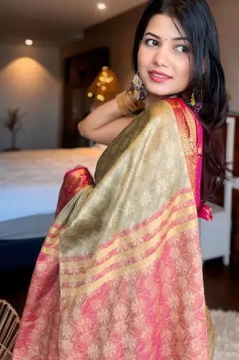 Woven design zari silk cotton handloom kanjeevaram saree