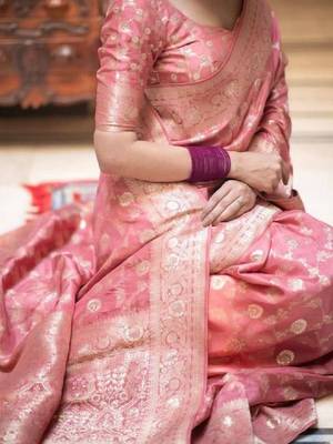 Ethnic motifs woven design zari kanjeevaram sarees 3