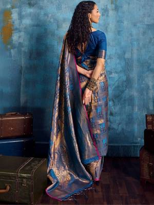 Woven design kanjeevaram saree with blouse piece 2