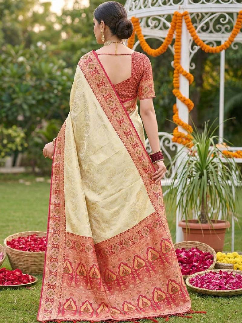 Woven design zari silk blend handloom kanjeevaram saree