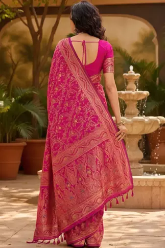 Floral woven design kanjeevaram sarees with blouse piece